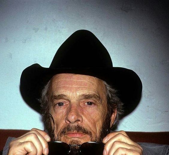 Merle Haggard – White Line Fever