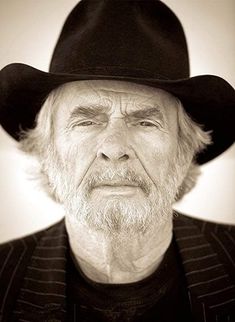 Merle Haggard – Sing A Sad Song